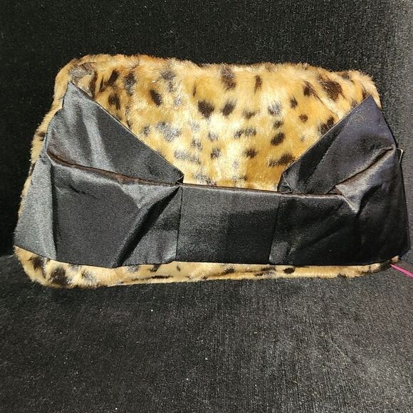 INC CLUTCH  - Picture 4 of 5